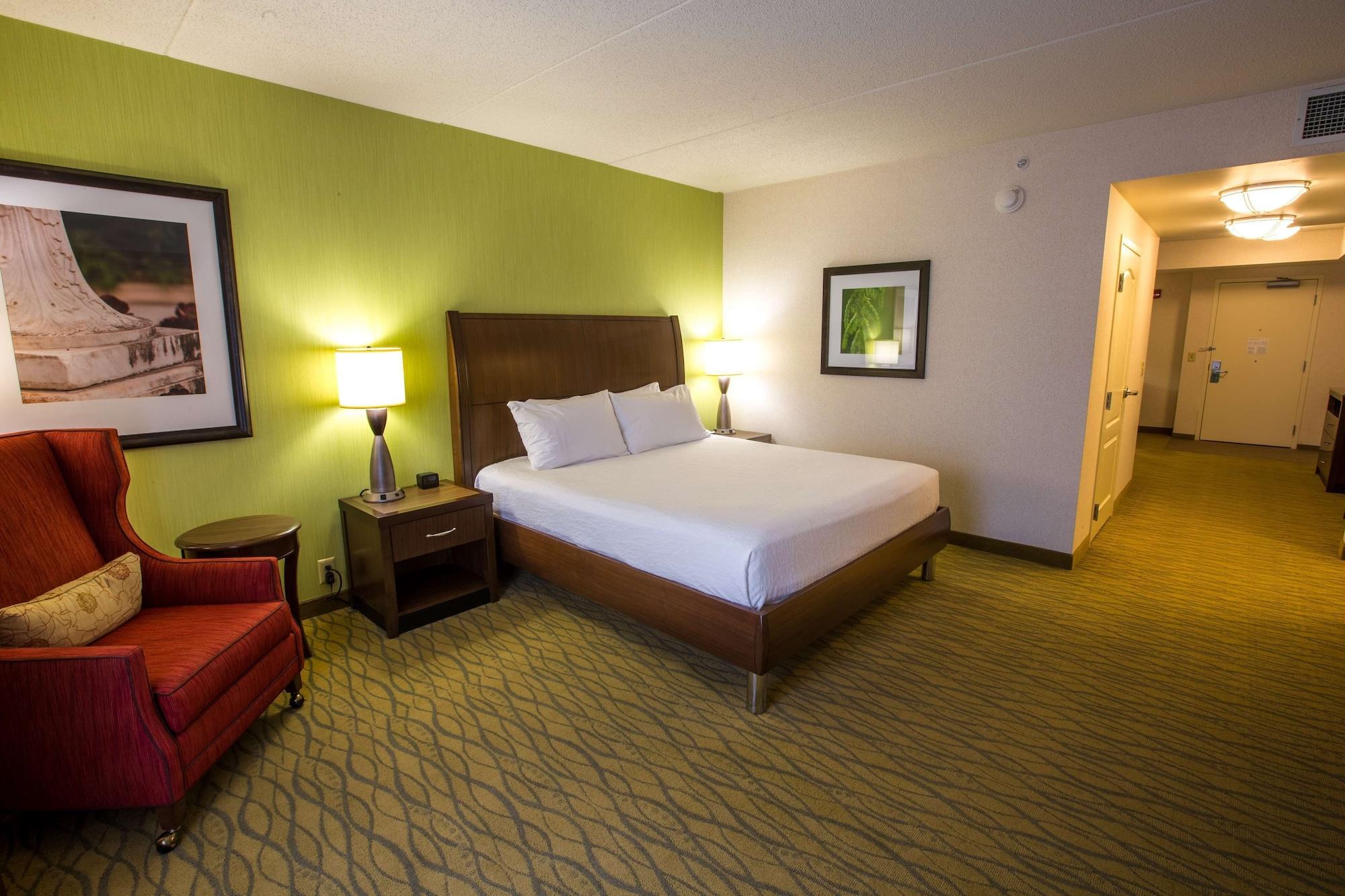 Hilton Garden Inn State College Bagian luar foto