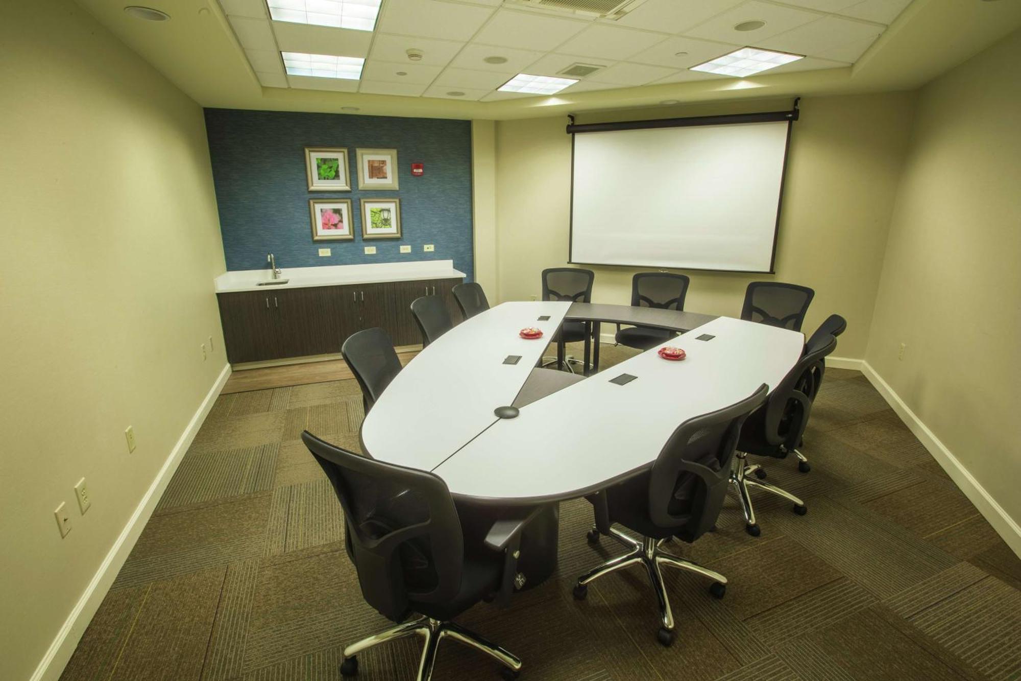 Hilton Garden Inn State College Bagian luar foto