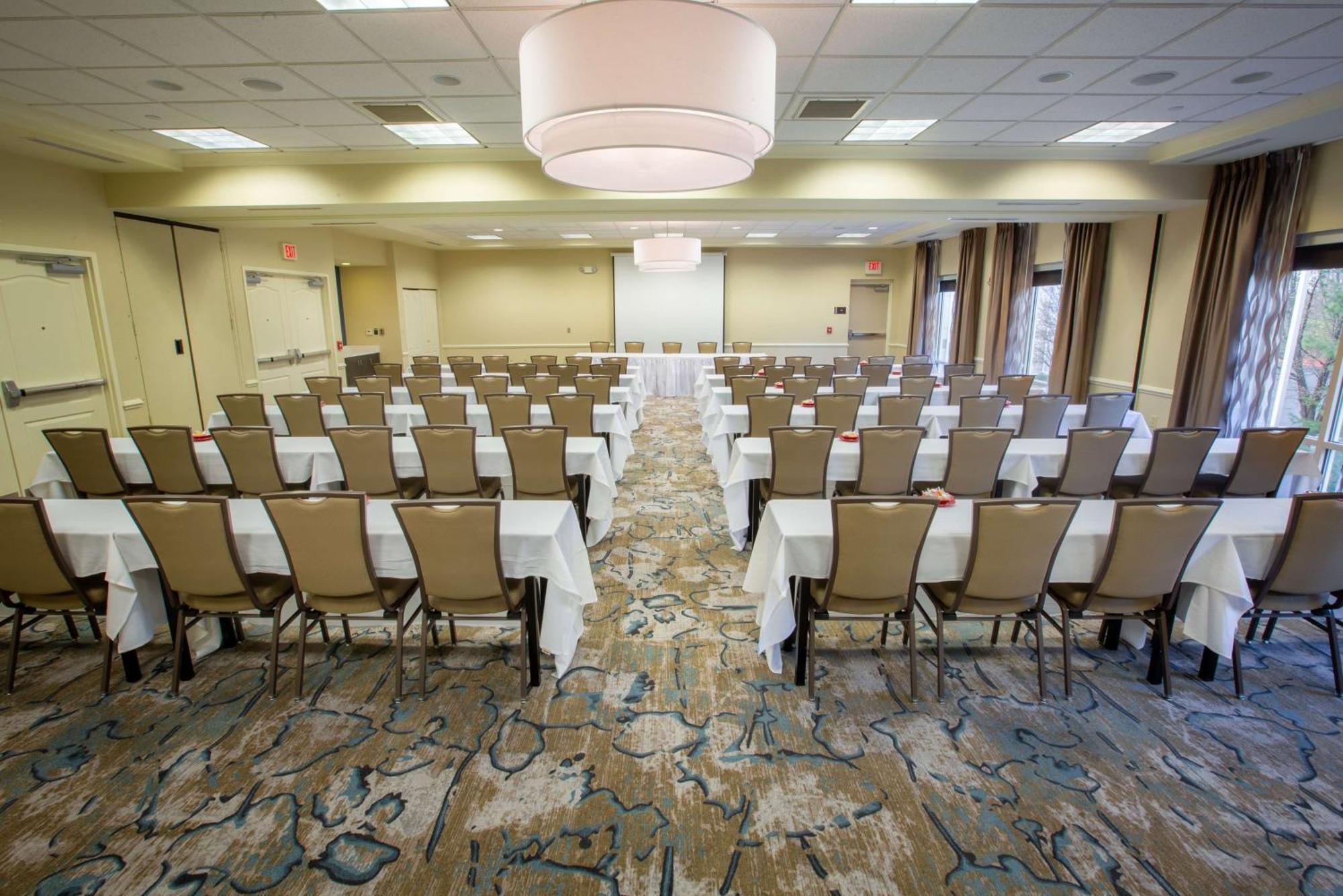 Hilton Garden Inn State College Bagian luar foto