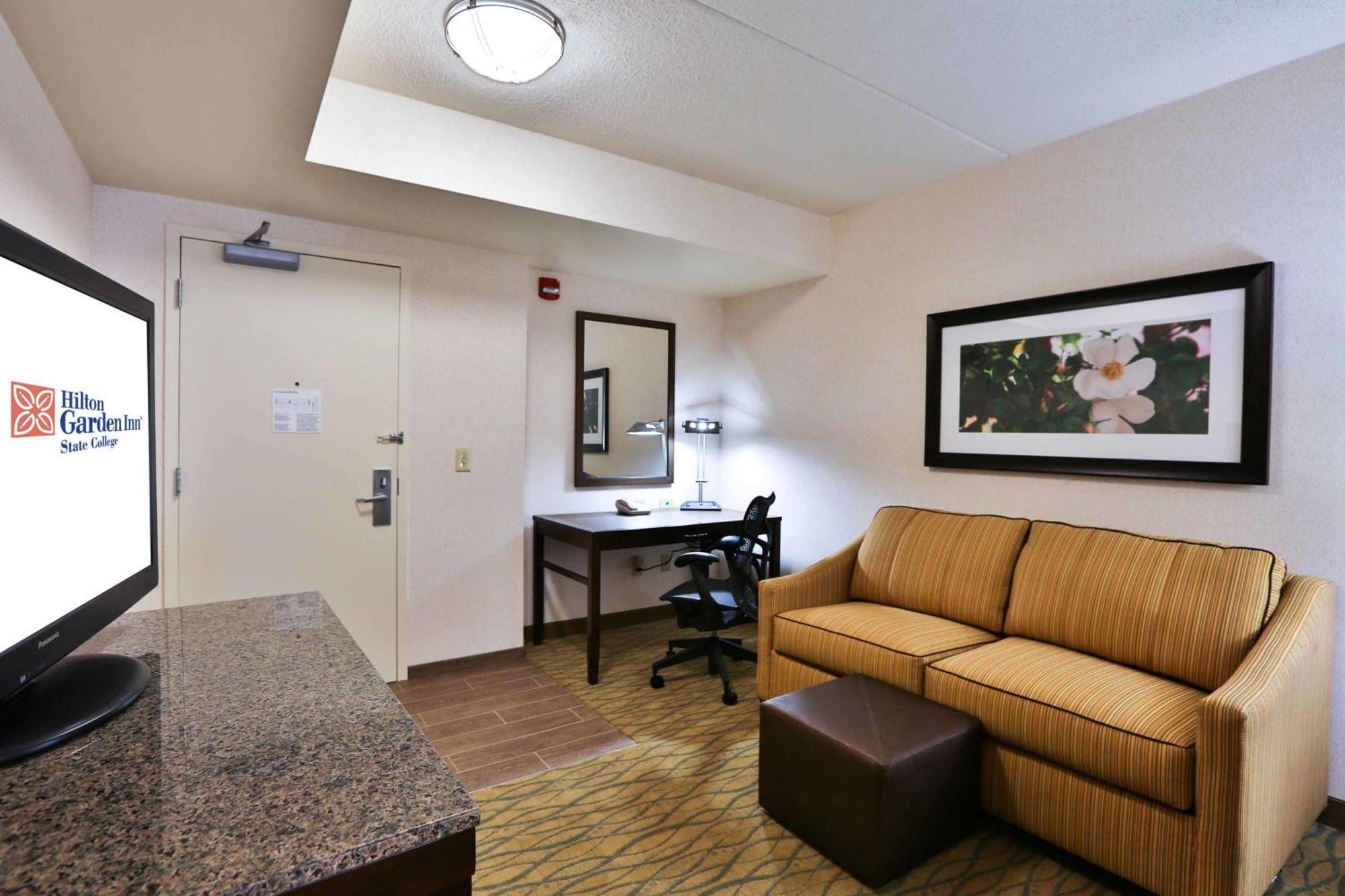 Hilton Garden Inn State College Bagian luar foto