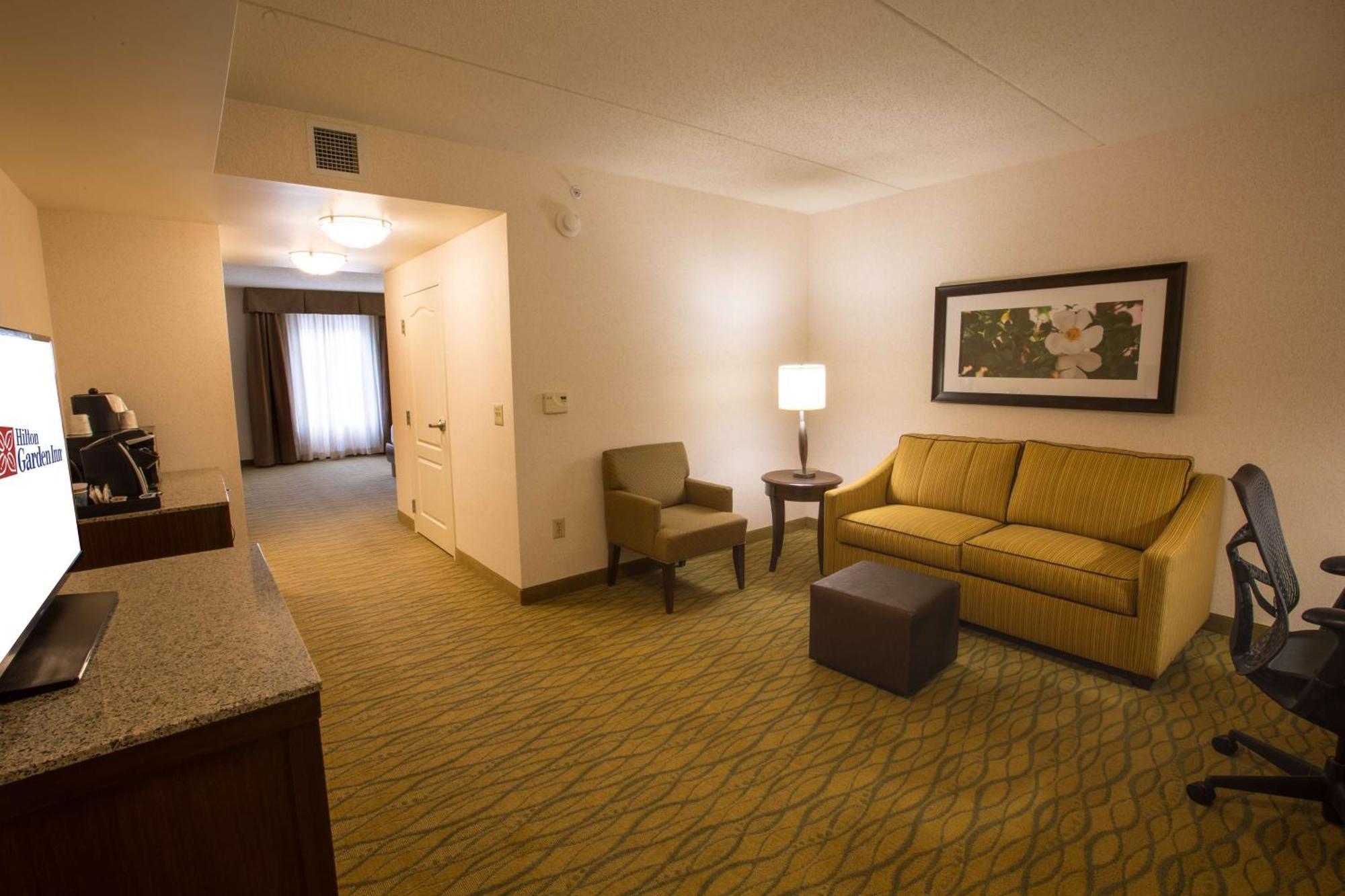 Hilton Garden Inn State College Bagian luar foto
