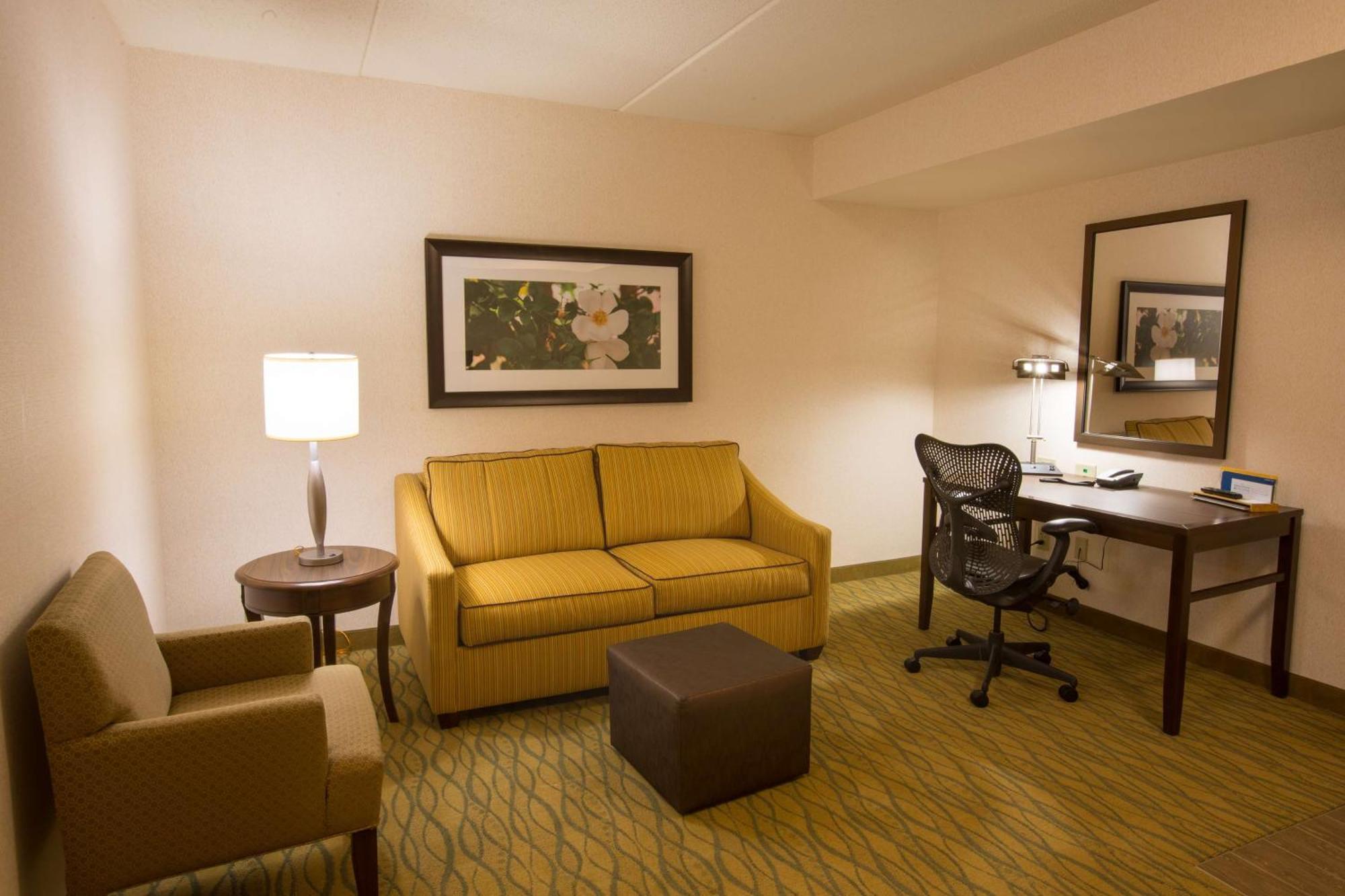 Hilton Garden Inn State College Bagian luar foto