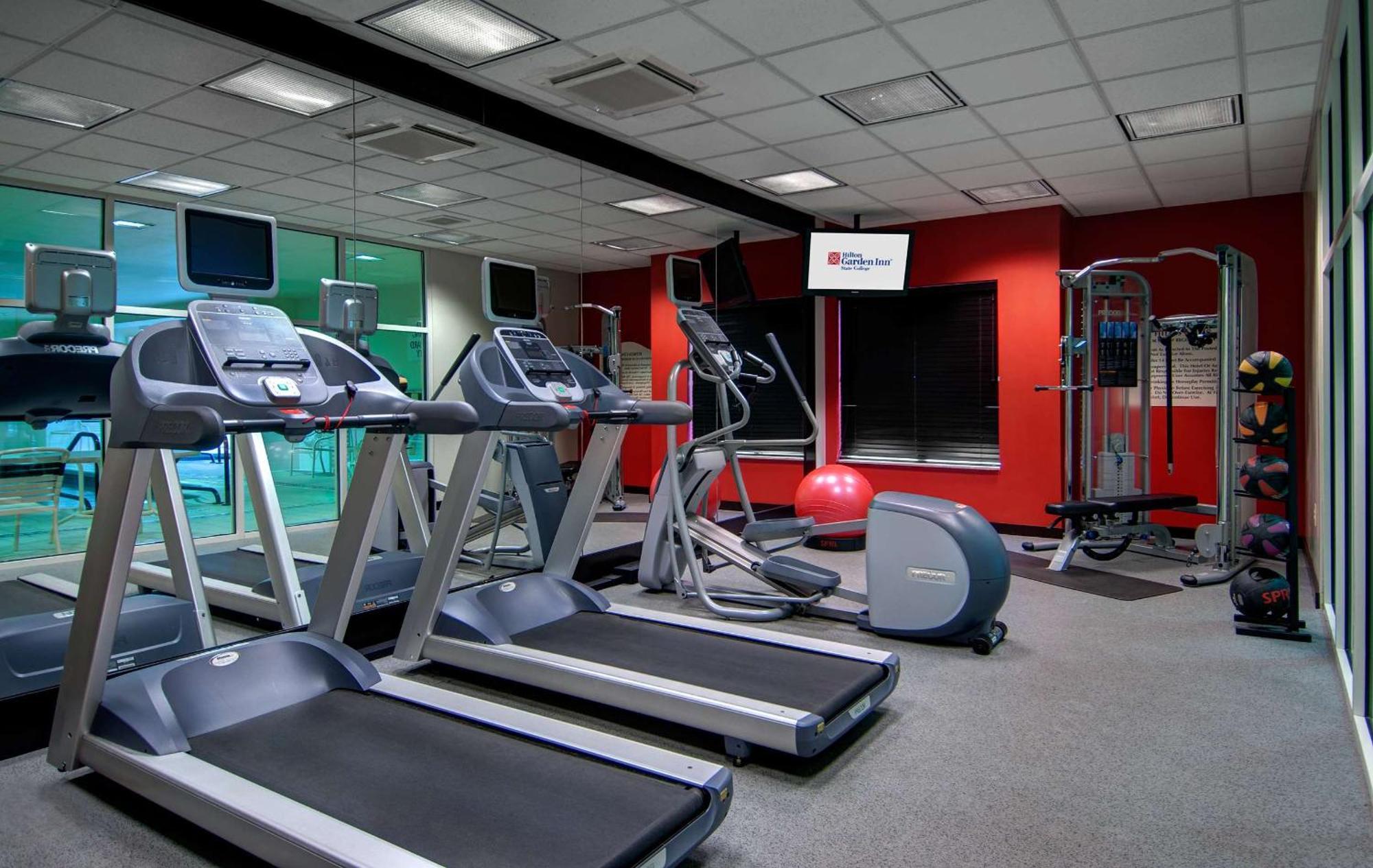 Hilton Garden Inn State College Bagian luar foto